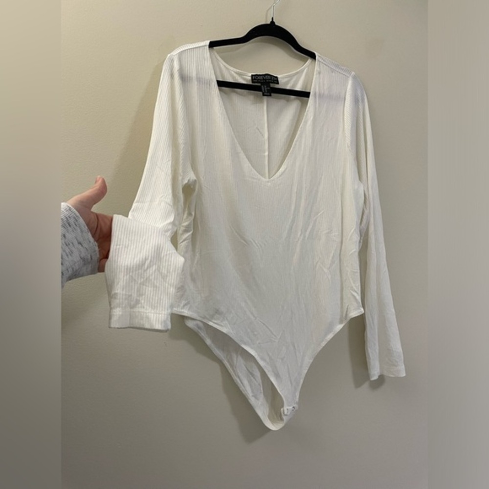 Forever 21 Ribbed Deep V‎ Bodysuit in White - 3X
